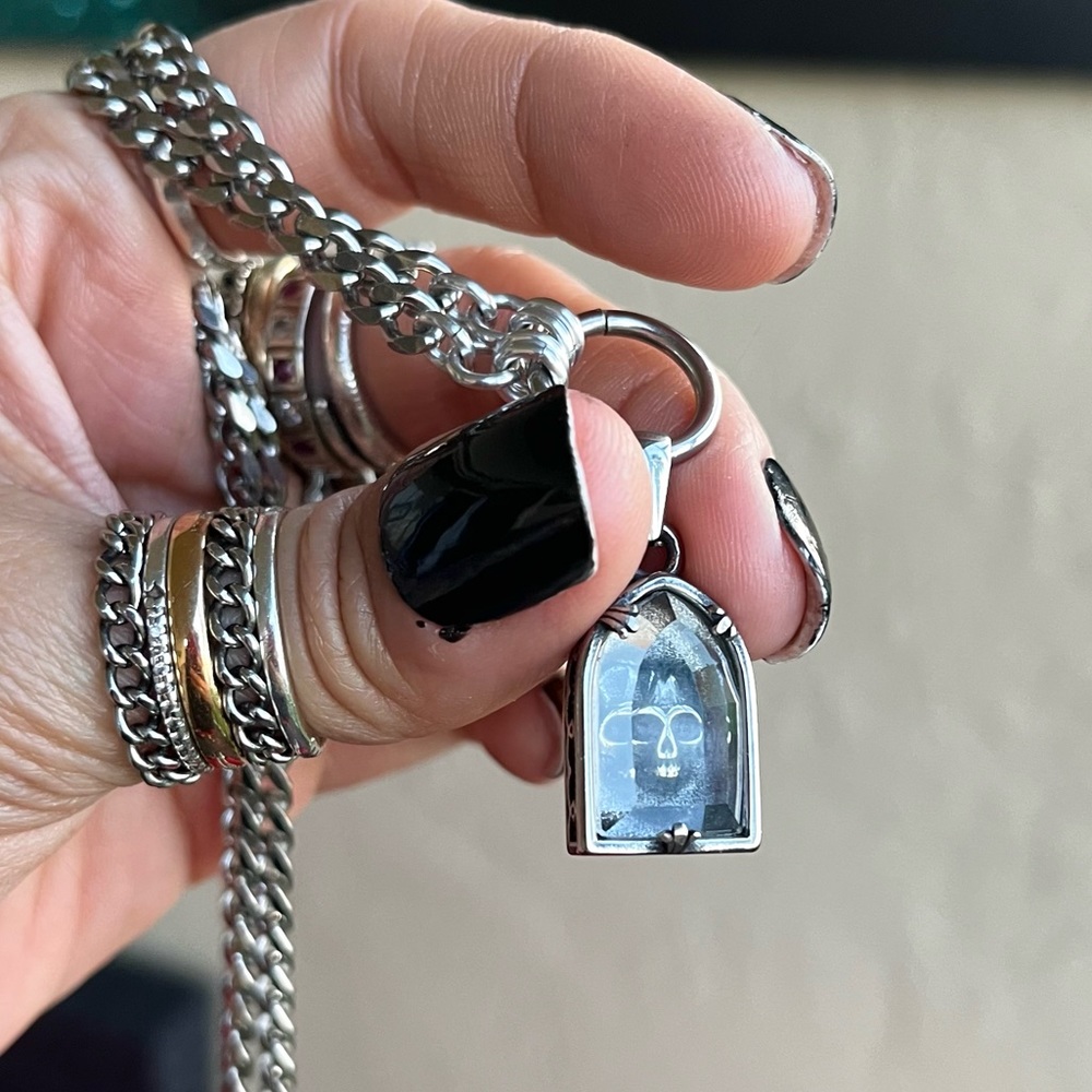 Gothic Stainless skull charm with in 3D glass effect cuban chain link necklace - Picture 10 of 16